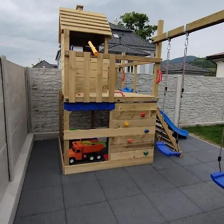 Adam Διαμέρισμα