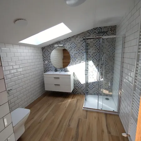 Apartament Adam *