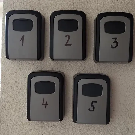 Adam Apartament *