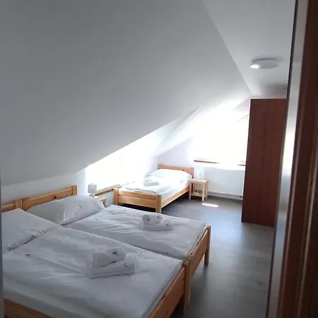 Apartment Adam